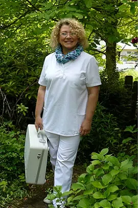Brigitte Werner, Diplom-Kosmetikerin